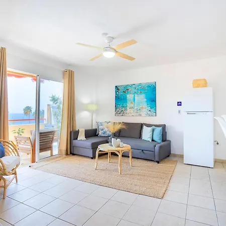 Apartment Blue Garden - Cozy With Atlantic Views *