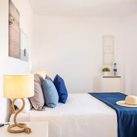 Blue Garden - Cozy With Atlantic Views Apartment